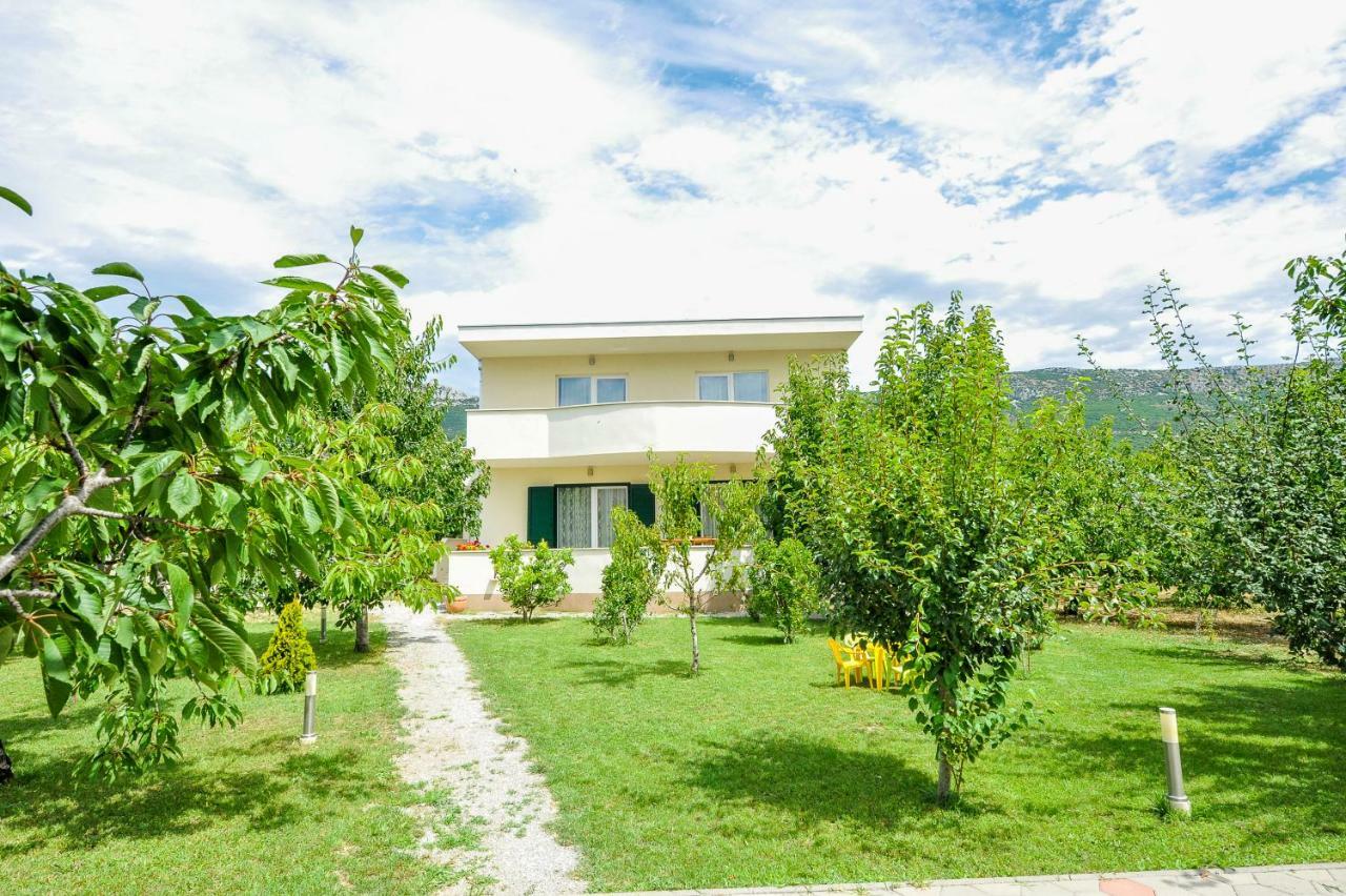 Villa Katarina Kaštela Buitenkant foto