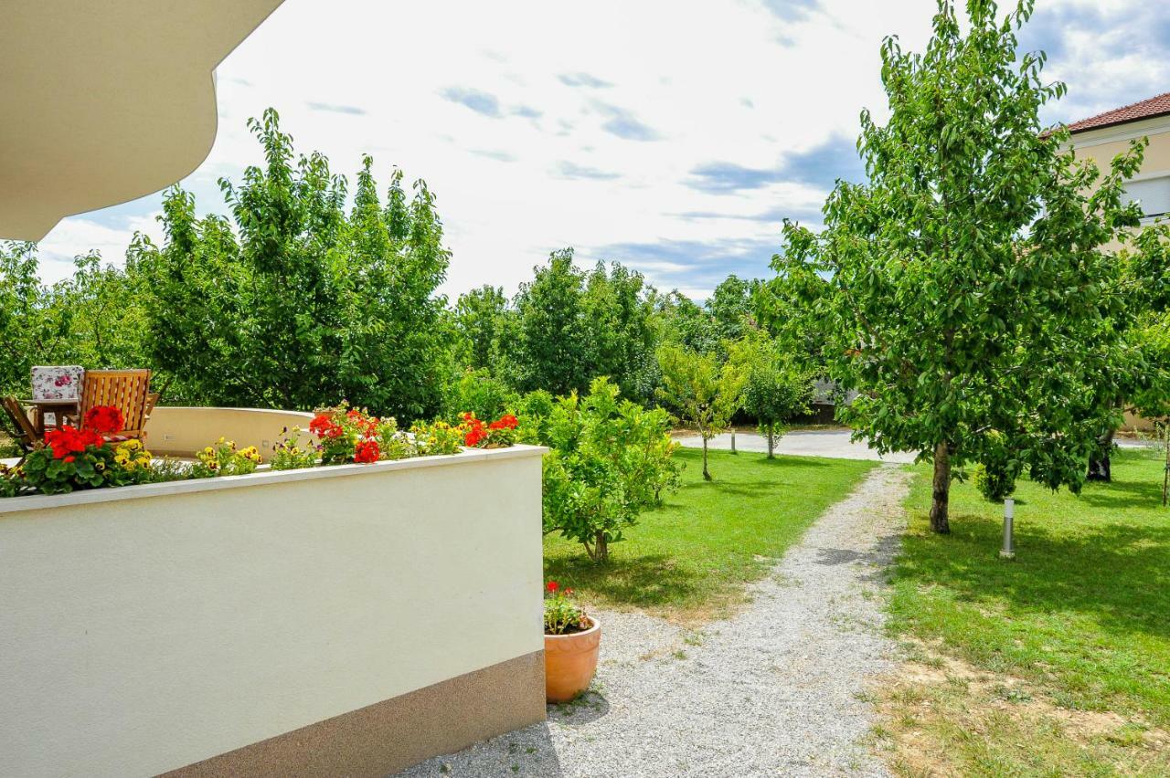 Villa Katarina Kaštela Buitenkant foto